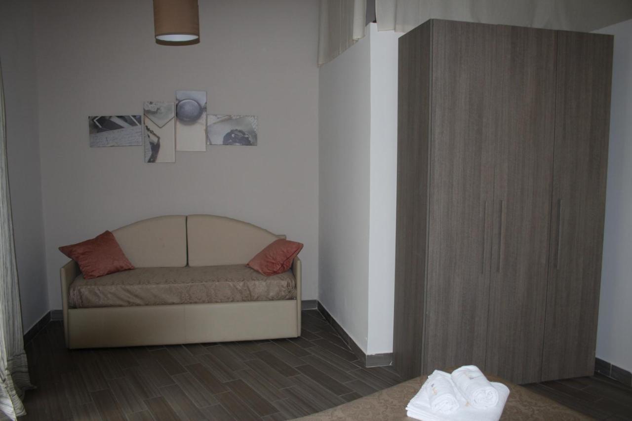 나폴리 Be Italian Flat Duomo 319 B&B 외부 사진